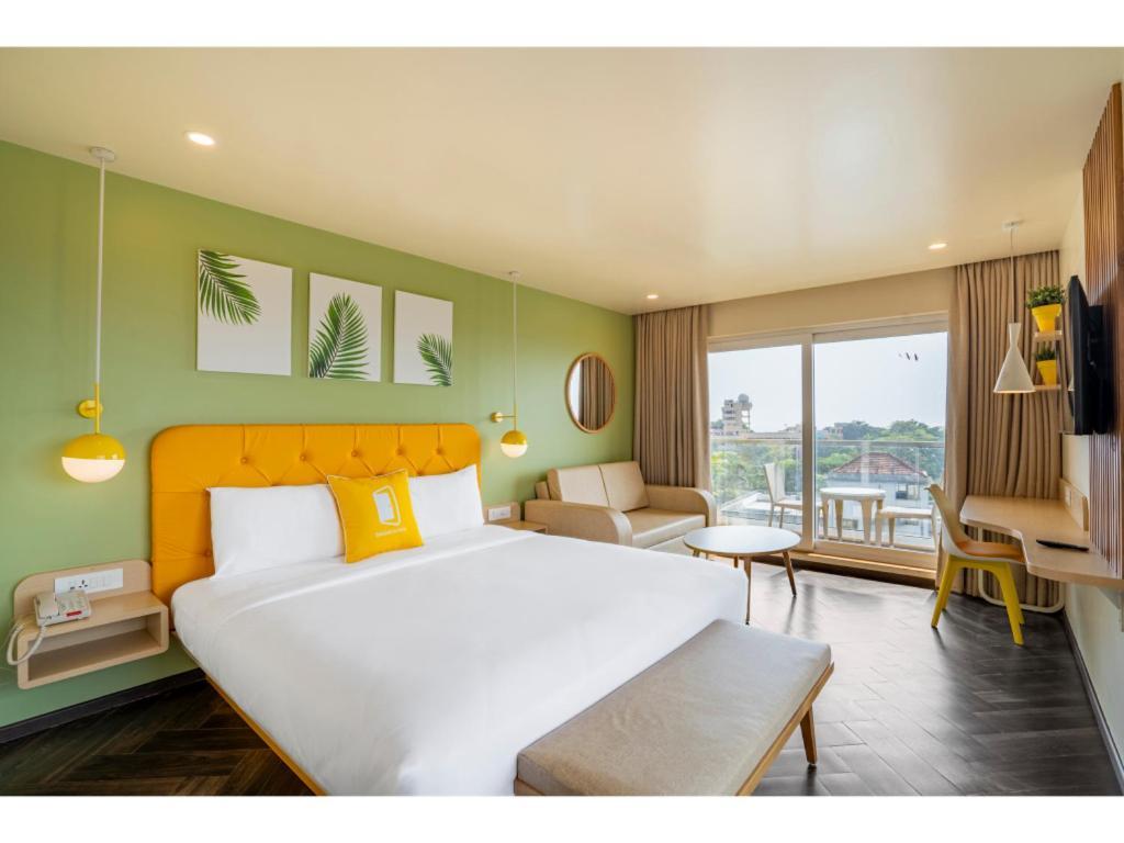 Bloom Hotel - Dona Paula Panaji Δωμάτιο φωτογραφία