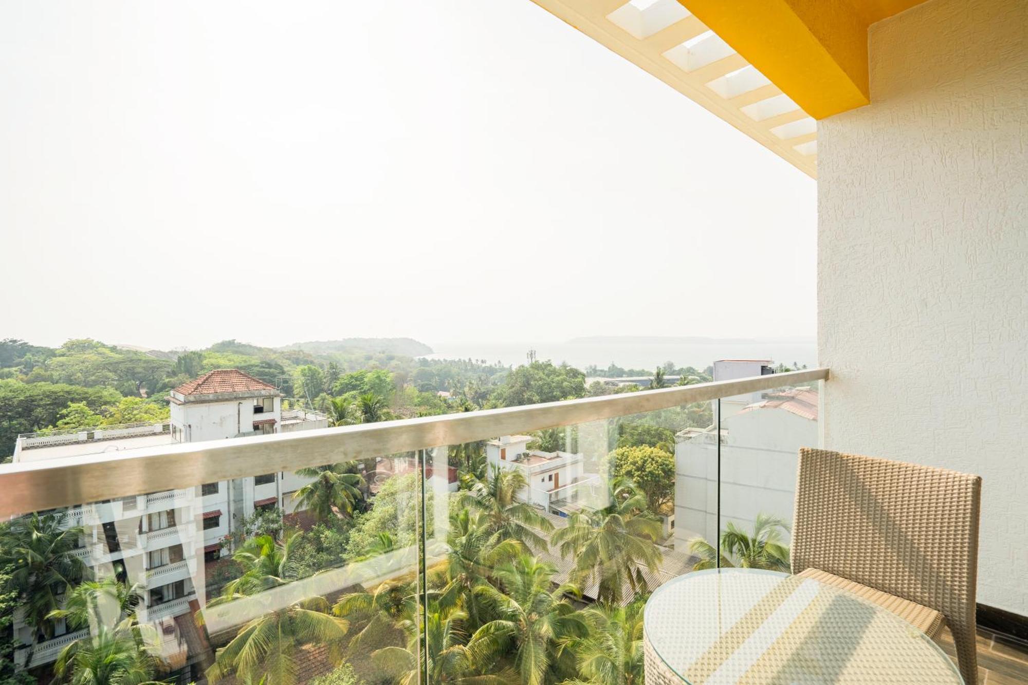 Bloom Hotel - Dona Paula Panaji Δωμάτιο φωτογραφία